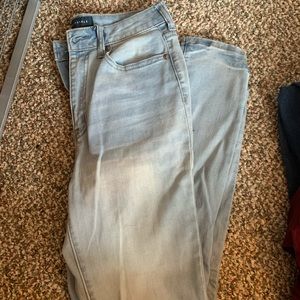 High wasted skinny jeans